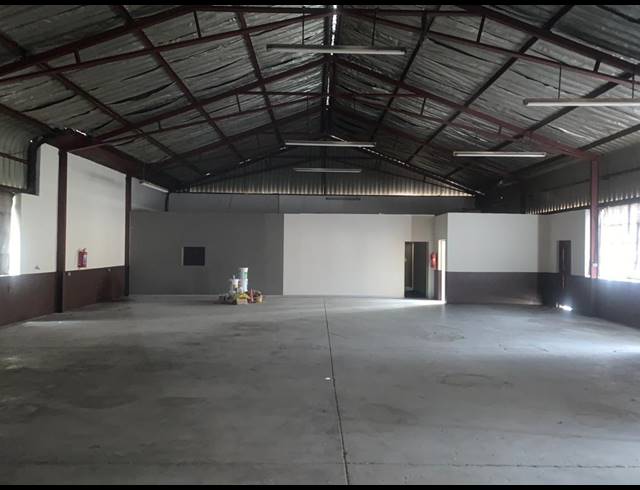 500M² WAREHOUSE TO LET IN WYNBERG